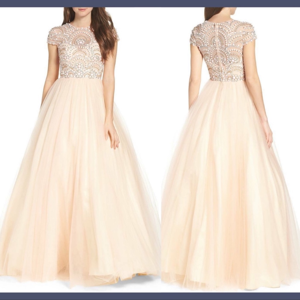 Macduggal Beaded Bodice Tulle Ball Gown Size 4